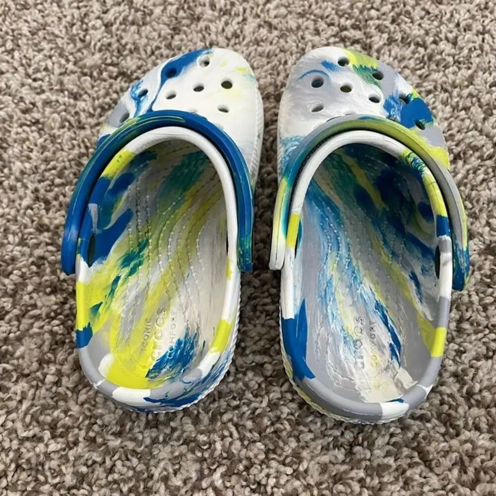 Size 9 / Toddler Boy Marble Crocs Sandals - Picture 8 of 10